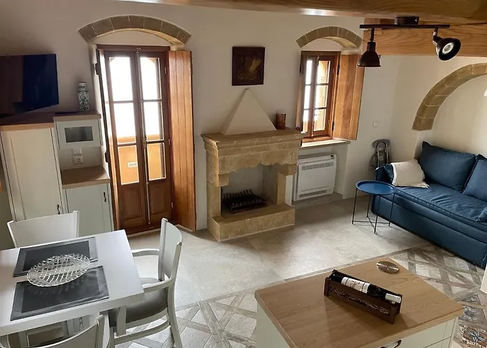 Monovasia Suites Anopolis
